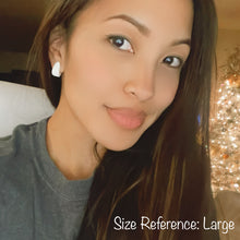 Load image into Gallery viewer, Beige Leafy Huggies (Large)