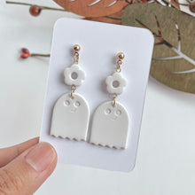 Load image into Gallery viewer, Ghostly Dangles (Daisy)