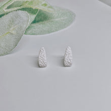 Load image into Gallery viewer, White Leafy Huggies (Small)